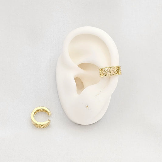 Earcuff Pequeño Con Destellos Dorado Rf K6865