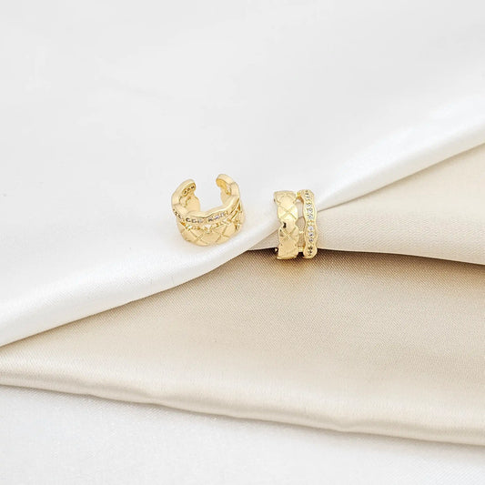 Earcuff Pequeño Doble Con Circones Dorado Rf K6333