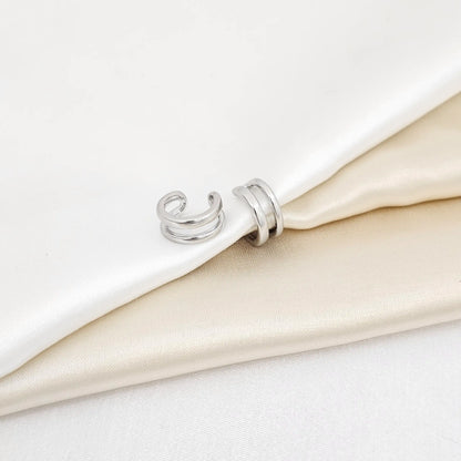 Earcuff Pequeño Doble Linea Liso Plateado Rf K6870