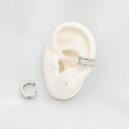 Earcuff Pequeño Doble Linea Liso Plateado Rf K6870