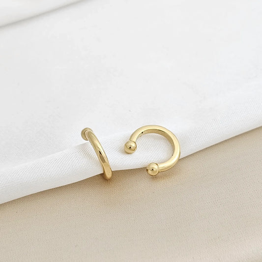 Earcuff Pequeño Dos Balines N3 Dorado Rf K3386