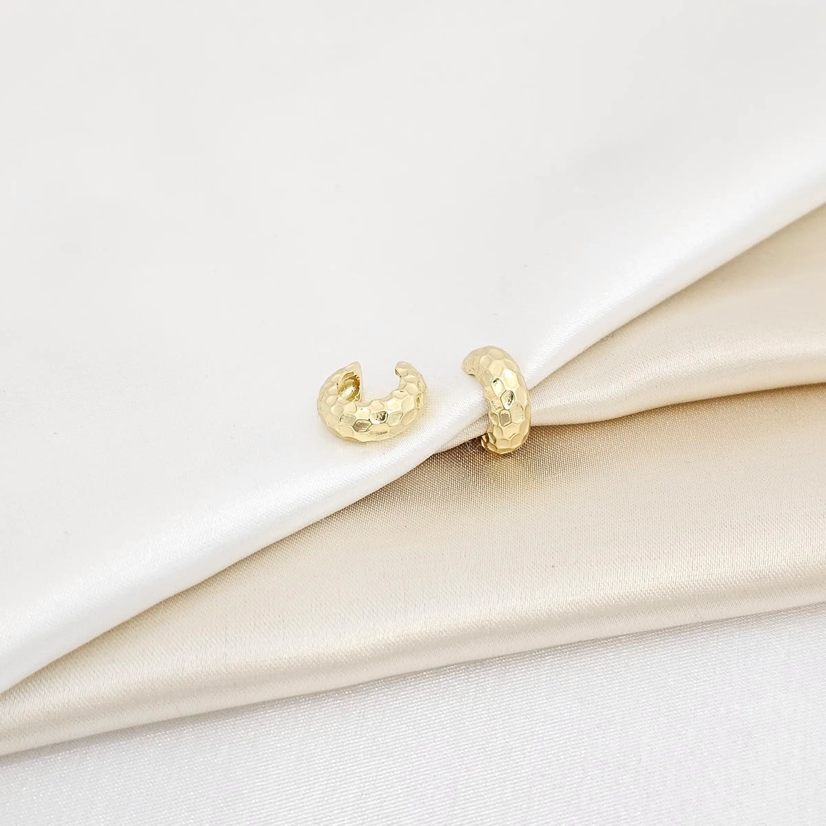 Earcuff Pequeño Serpiente Dorado Rf K6895