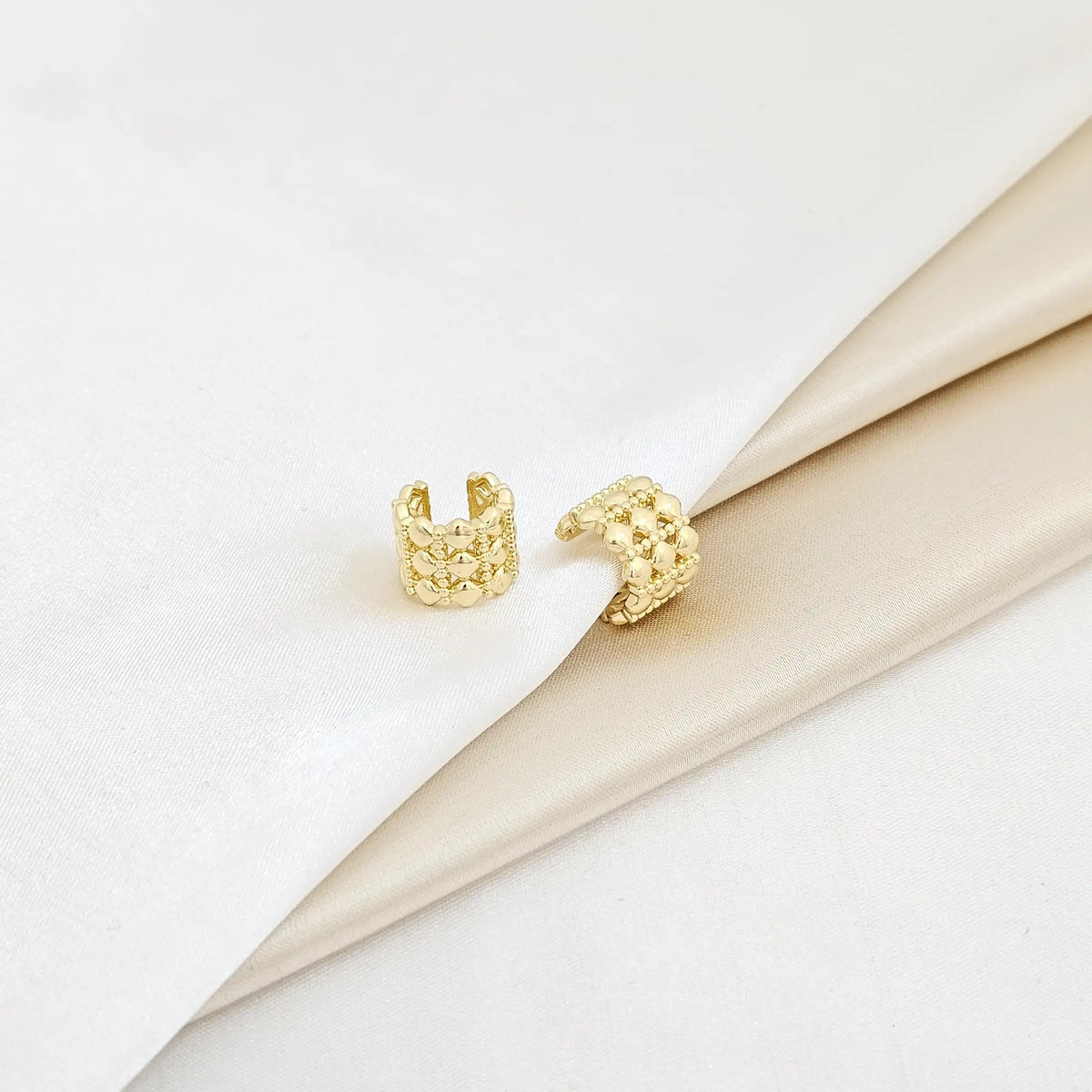 Earcuff Rombos Lisos Dorado Rf K6170