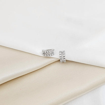 Earcuff Tres Lineas Circones Redondos Plateado Rf K7205