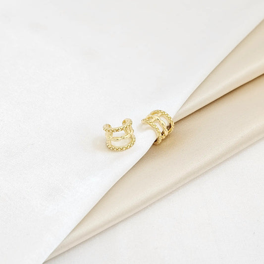 Earcuff Tres Lineas Elegantes Dorado Rf K6169