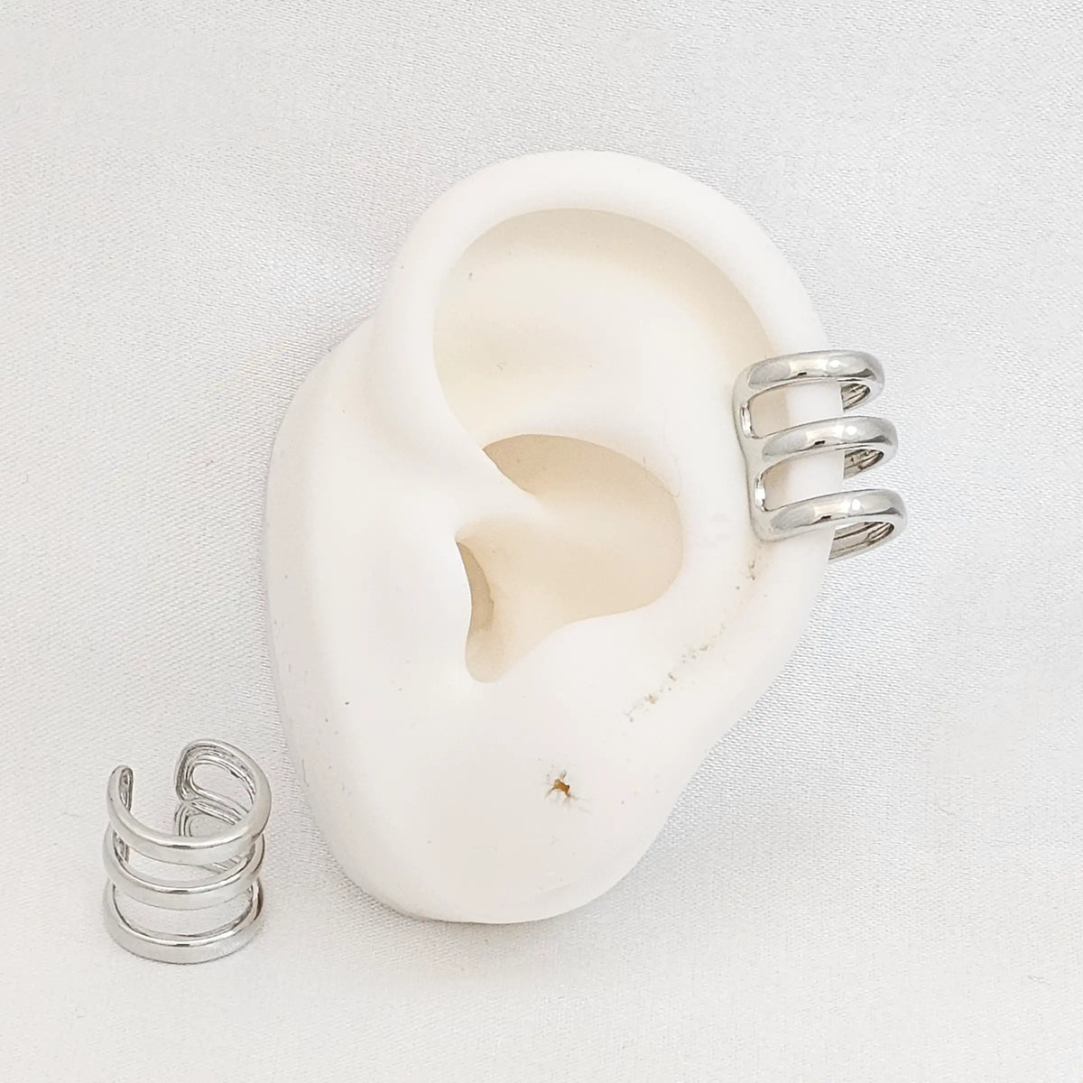 Earcuff Tres Lineas Lisas Plateado Rf K7191