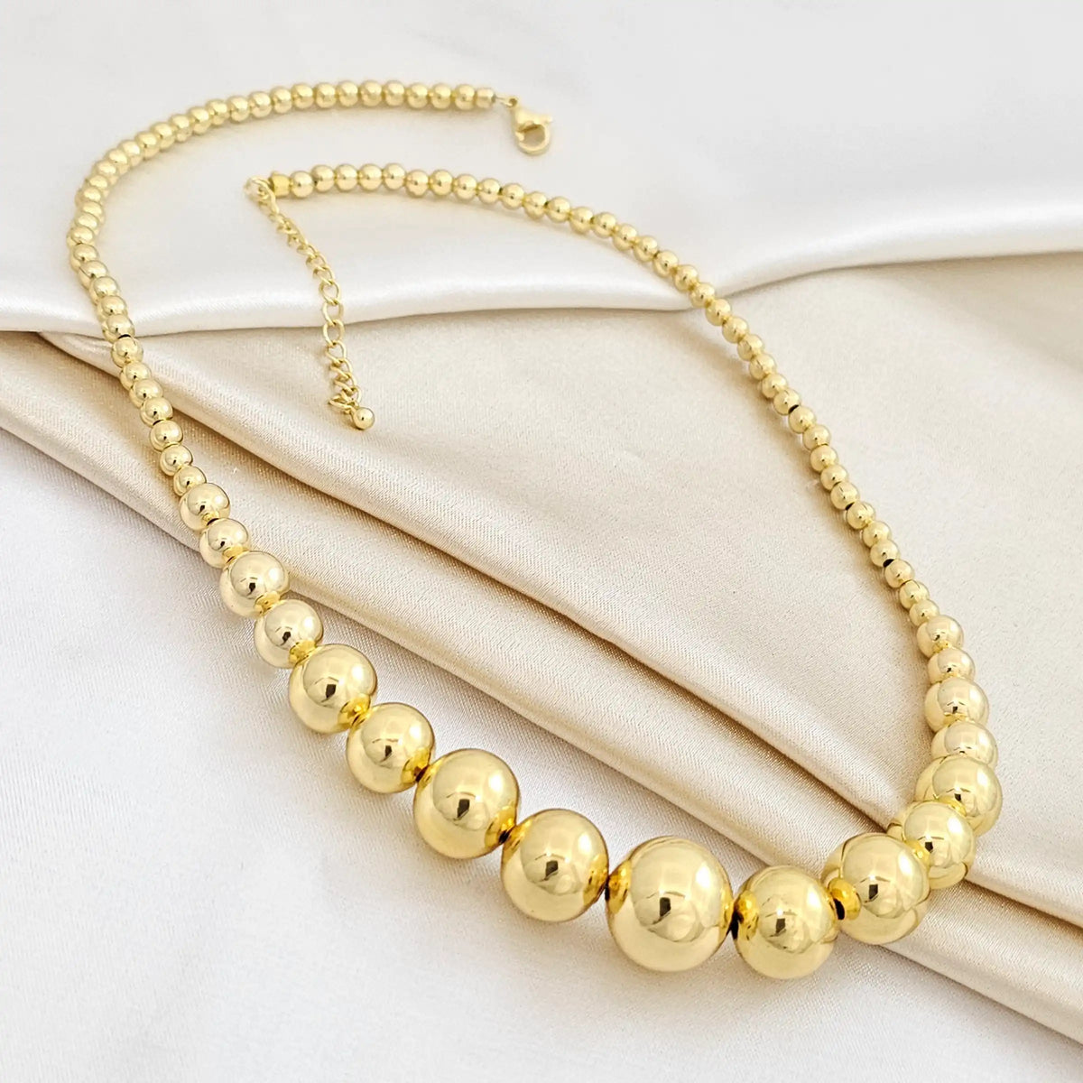 Gargantilla Elegante Balines Dorado Rf K4278