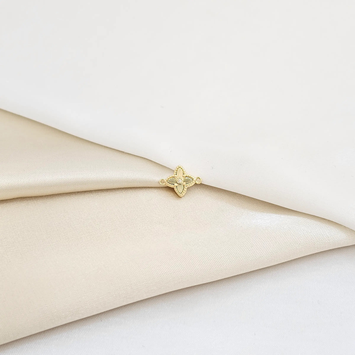 Herraje Lottus Lam 18K B/23376