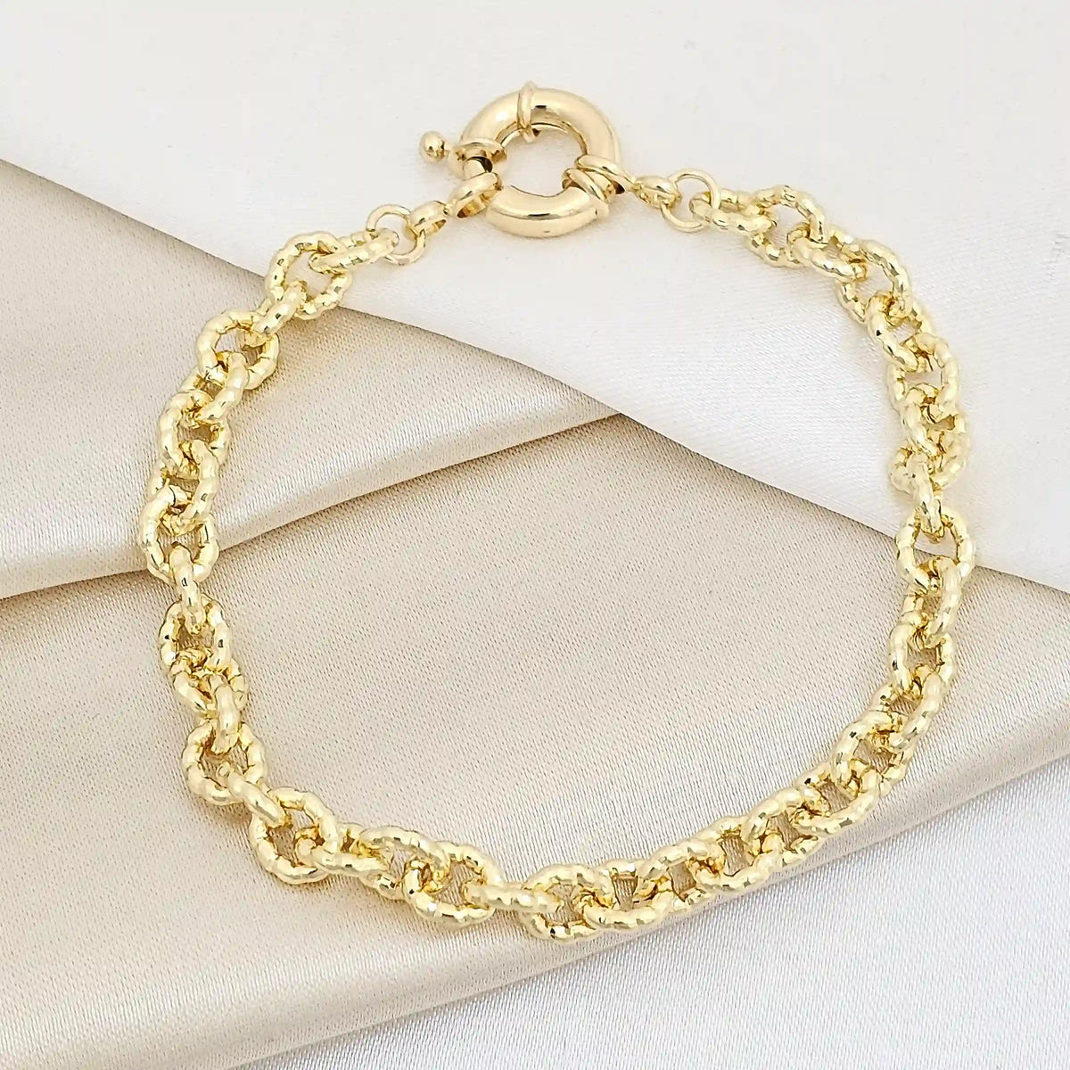 Pulsera Aros Diamantados Con Broche Dorado Rf K7366