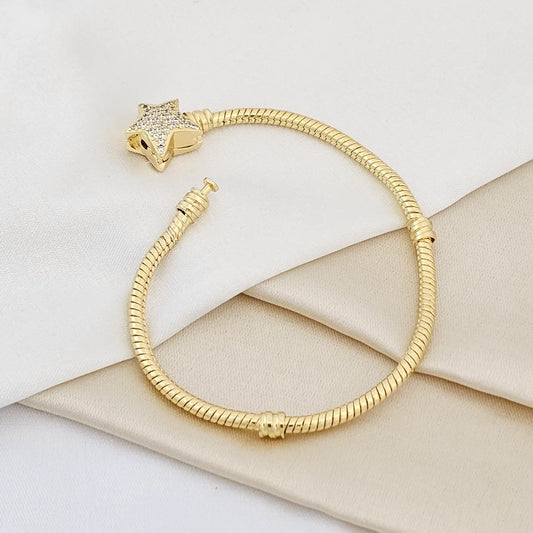 Pulsera Boche De Estrella Con Circones Dorado Rf K4217