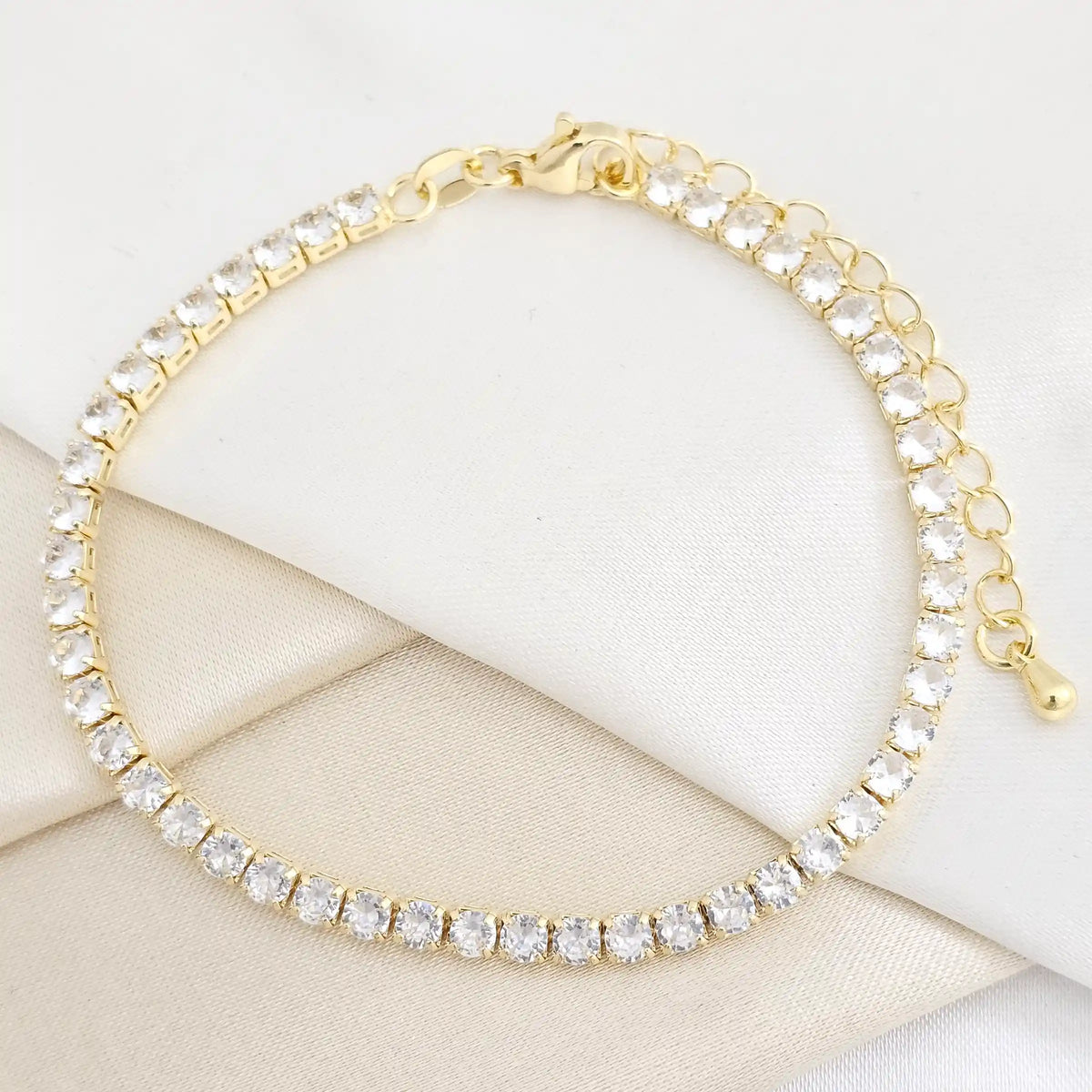 Pulsera Circones Cristal Con Extensor Dorado Rf K7763