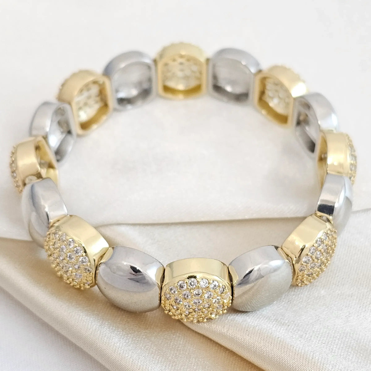 Pulsera Flexible Circulos Lisos Y Circones Dorado Y Plateado Rf K4873