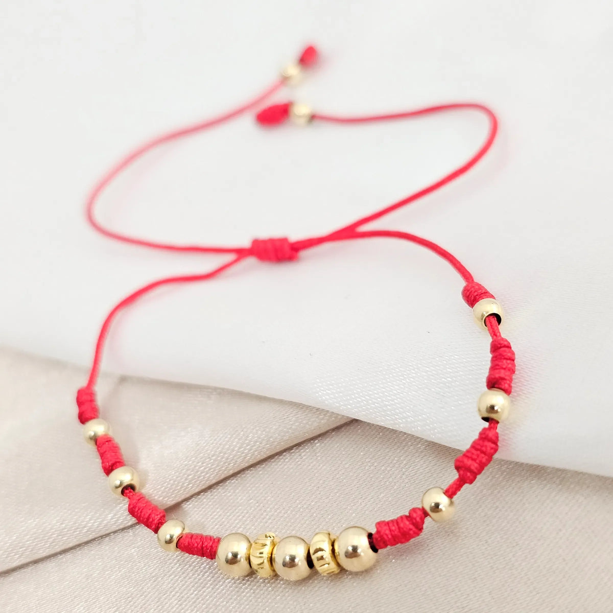 Pulsera Gold # 3 H Redondo / Nudos Roja