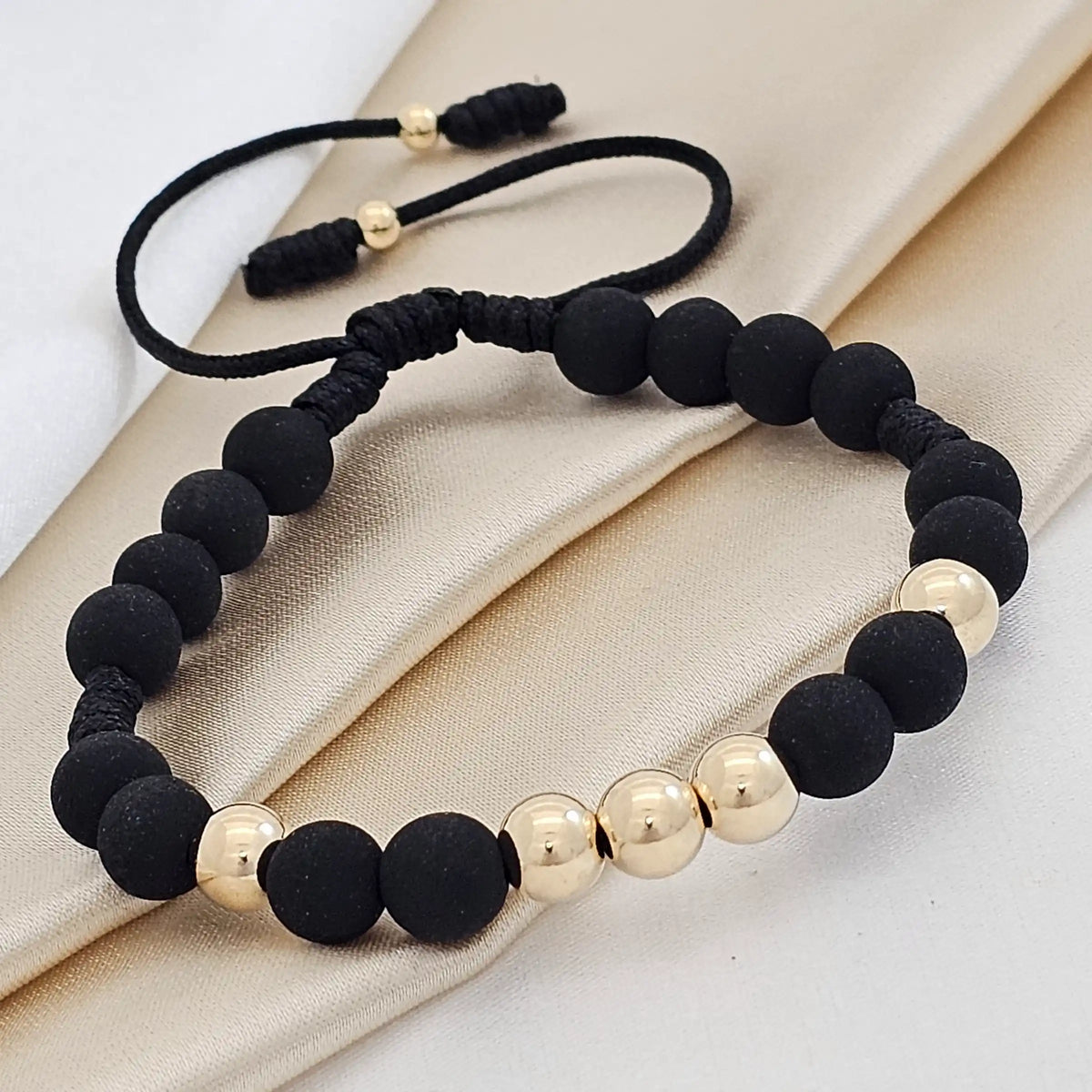 Pulsera Gold # 7 Neopre Liso # 8 C / Nudos Negro
