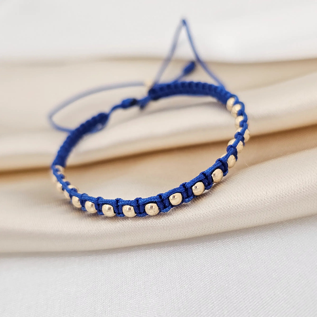 Pulsera Gold Macrame  # 3 Azul Rey