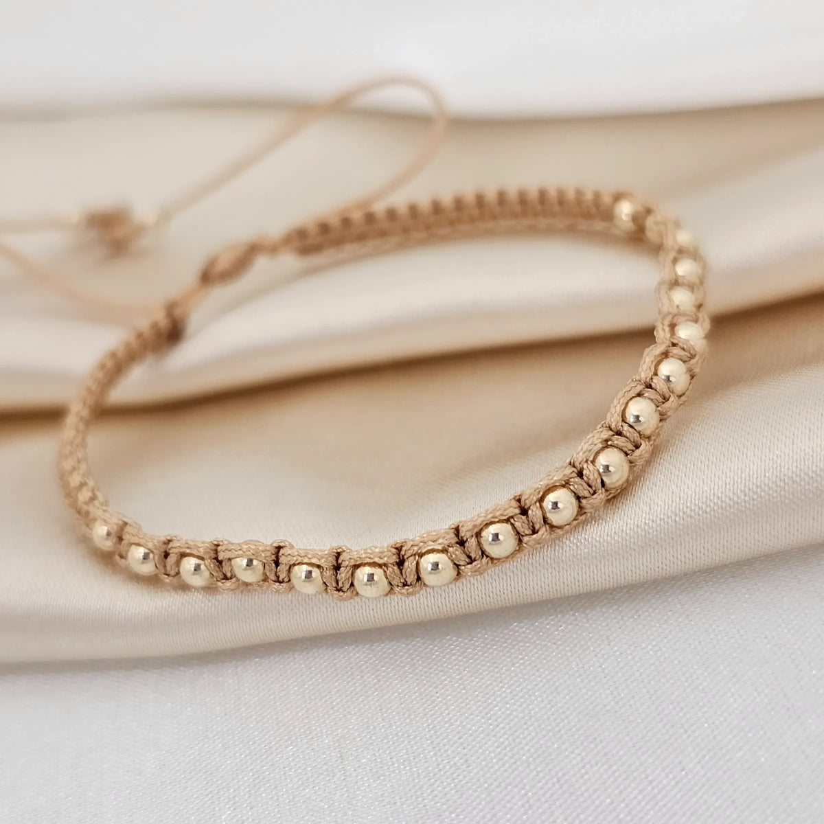Pulsera Gold  Macrame # 3 Beige