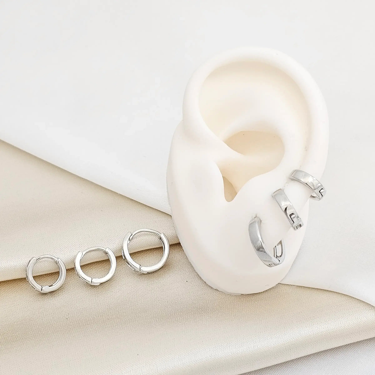 Set Tres Candongas Pequeñas Ranuradas Plateado Rf K7409