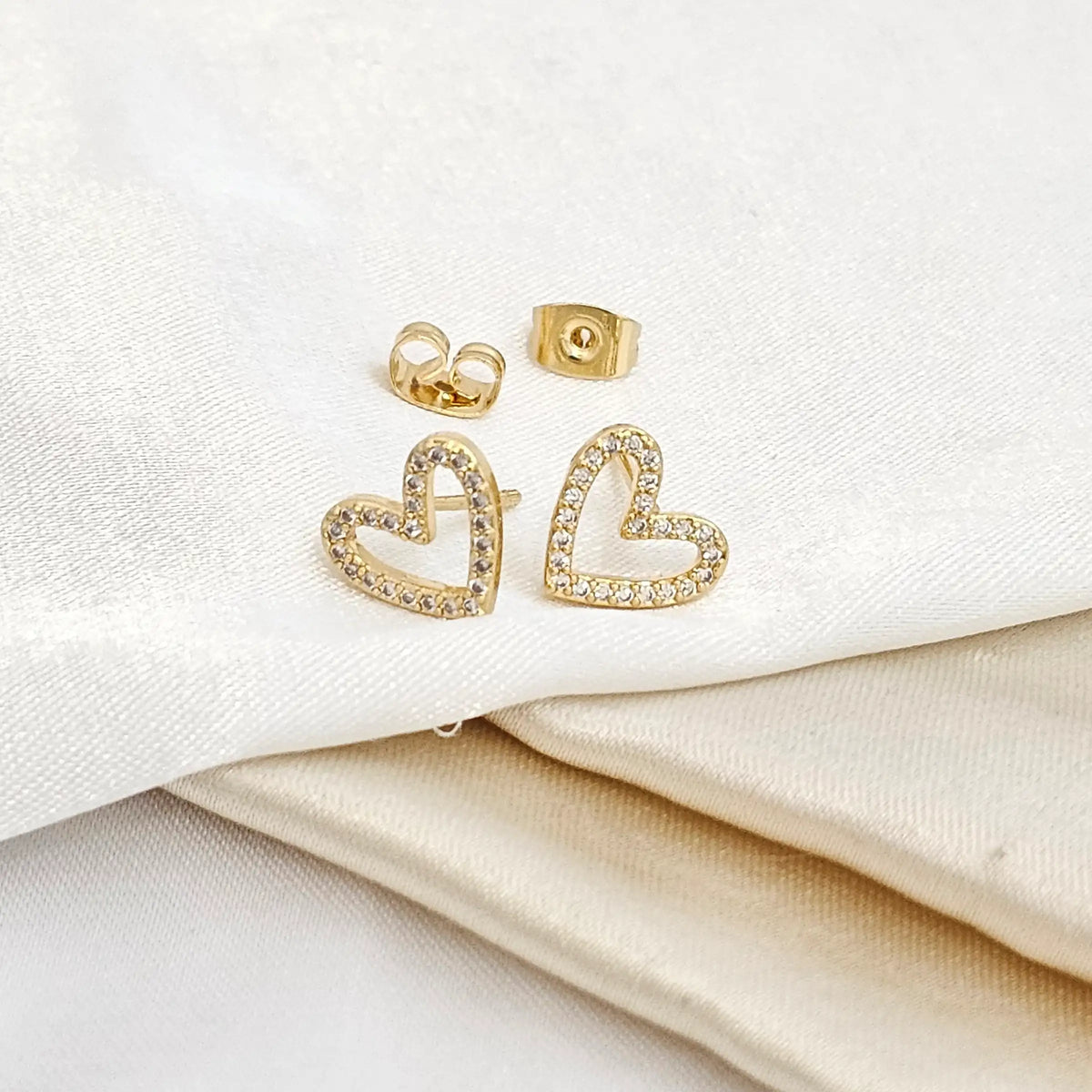 Topo Corazon Circones Pequeños Dorado Rf K4565
