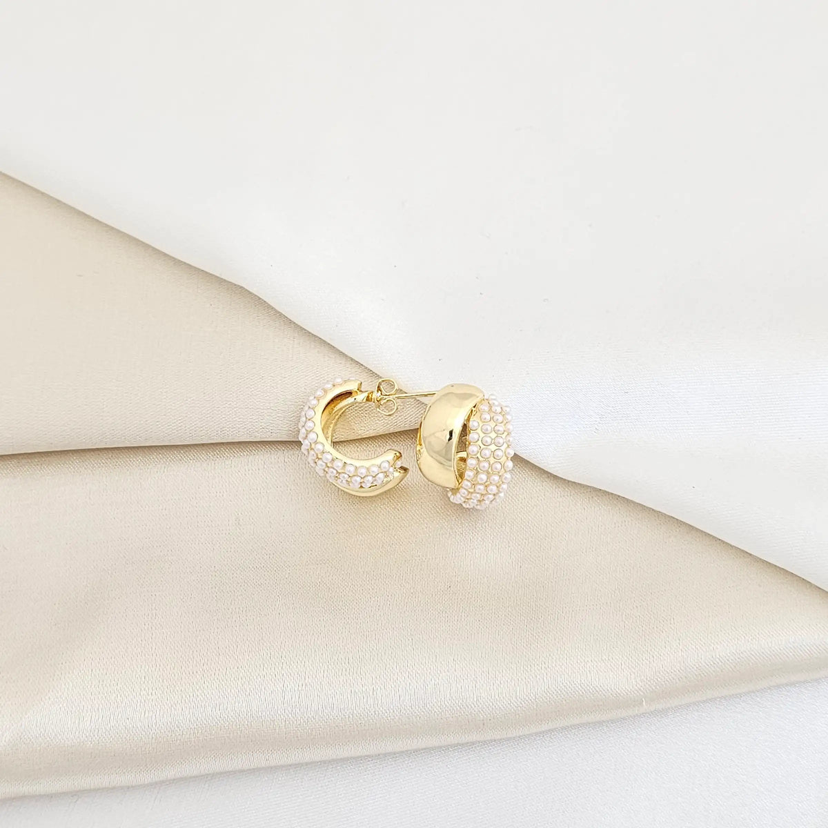 Topo Doble Linea Dorado Con Perlas Pequeñas Rf K7736