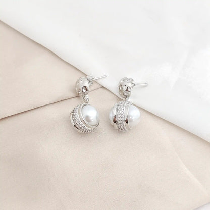 Topo Elegante  Doble Perla Y Circones Plateado Rf K8212