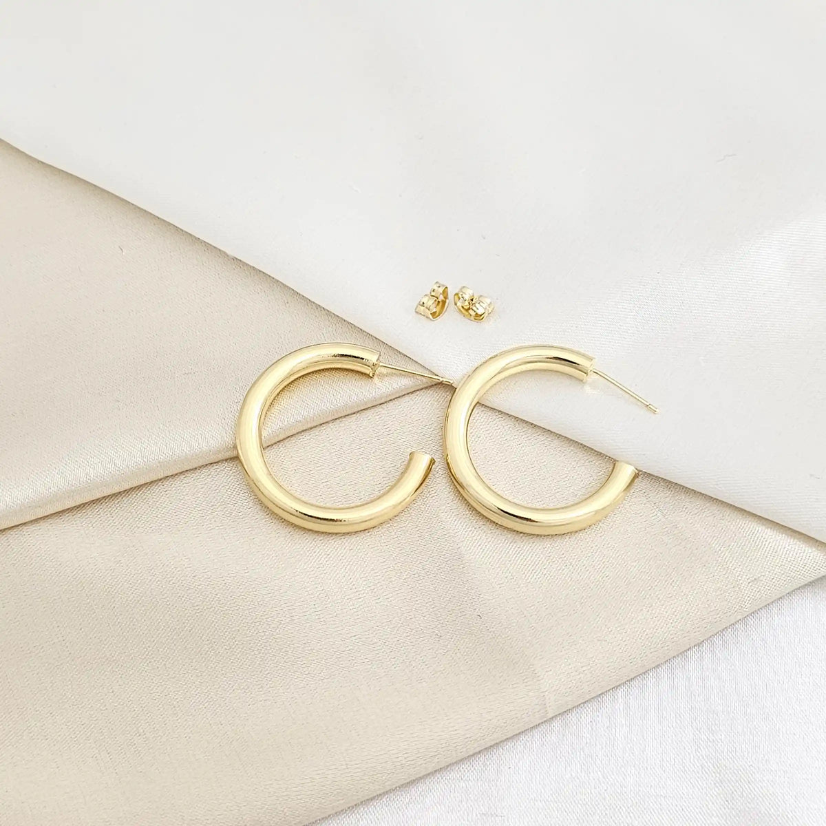 Topo Elegante Liso Grande Dorado Rf K7824