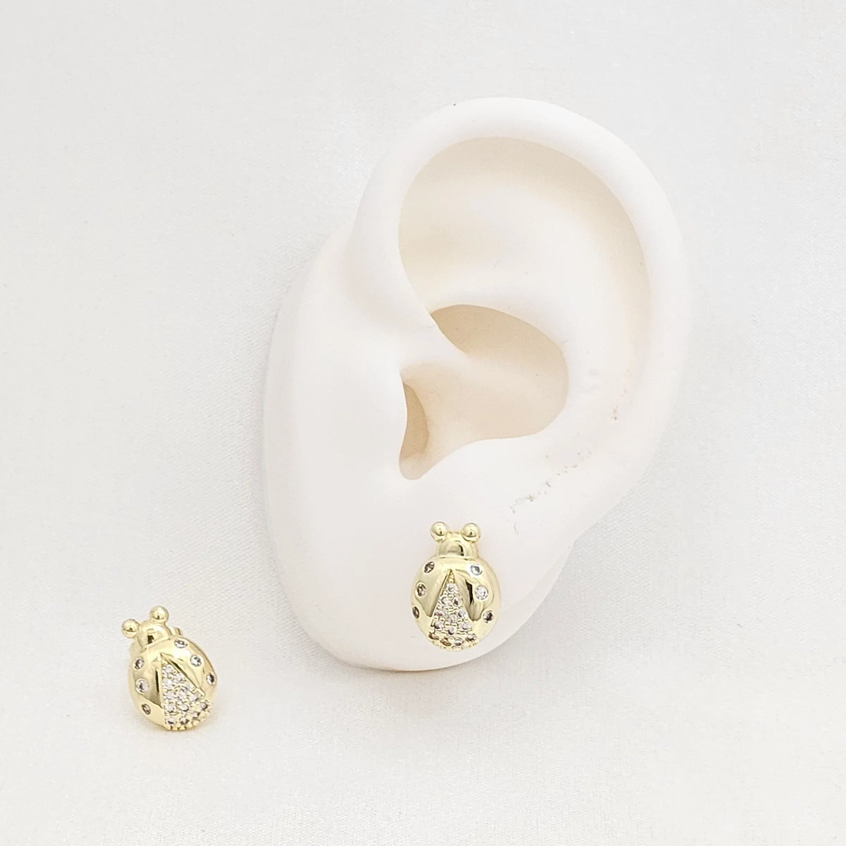 Topo Mariquita Pequeña Dorado Con Circones Rf K7017