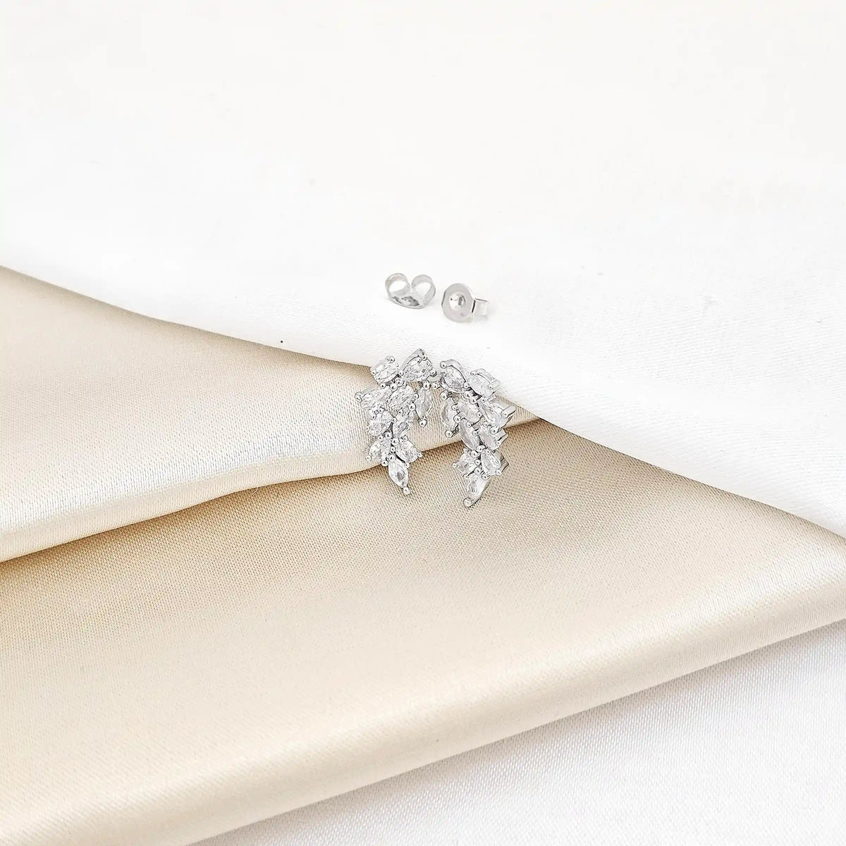 Topo Mini Hojas Circones Plateado Rf K7346