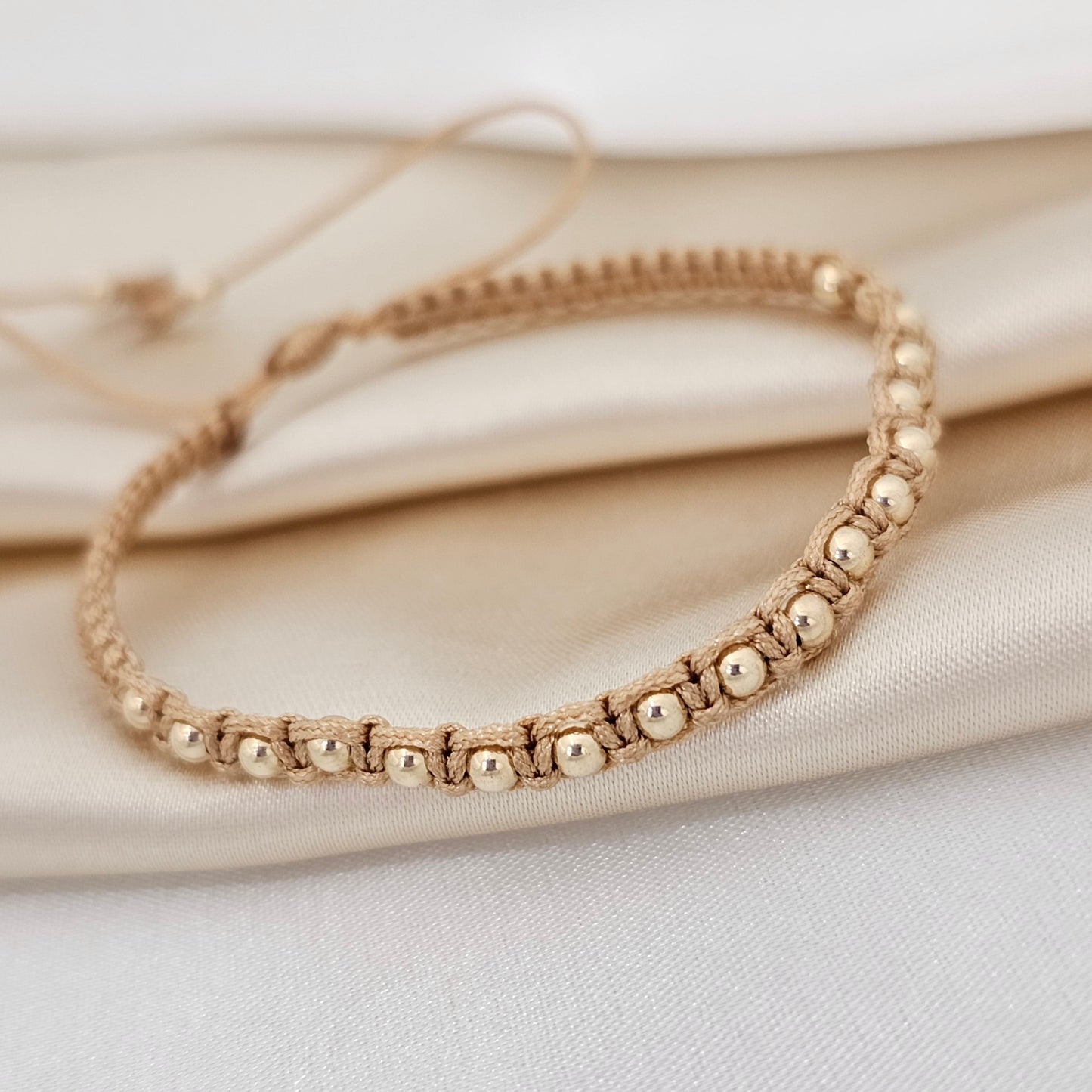 PULSERA GOLD  MACRAME # 3 BEIGE