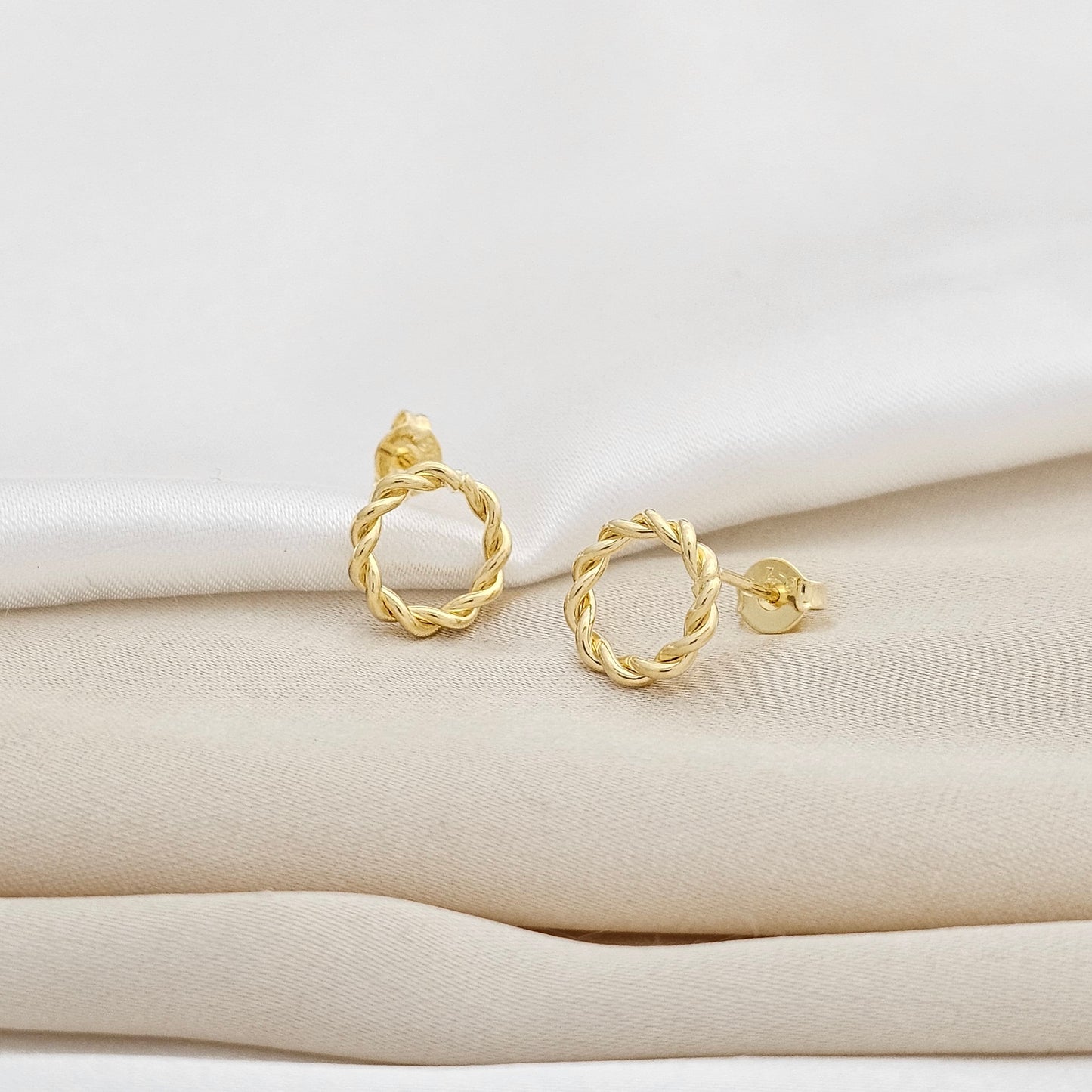 ARETE LOOP LAM18K - 34128
